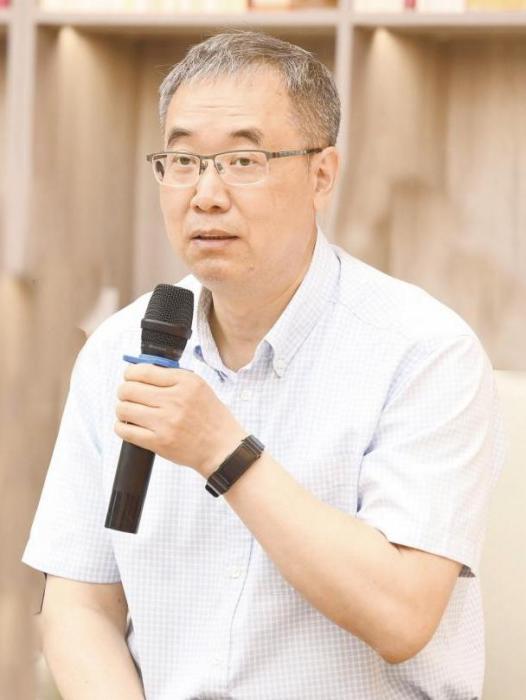 許永利(山東省政協常委,審計署駐濟南特派員辦事處分黨組書記、特派員) 許永利(山東省政協常委,審計署駐濟南特派員辦事處分黨組書記、特派員)