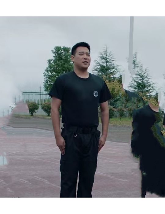 趙大虎(電影《特警榮耀》中的角色) 趙大虎(電影《特警榮耀》中的角色)