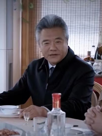 麥滿倉(《風雨送春歸》中的男配角) 麥滿倉(《風雨送春歸》中的男配角)
