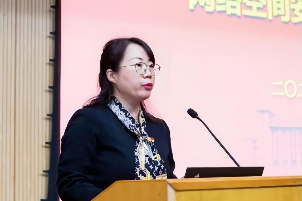 張璐(東南大學網路空間安全學院黨委副書記、副院長(兼)) 張璐(東南大學網路空間安全學院黨委副書記、副院長(兼))