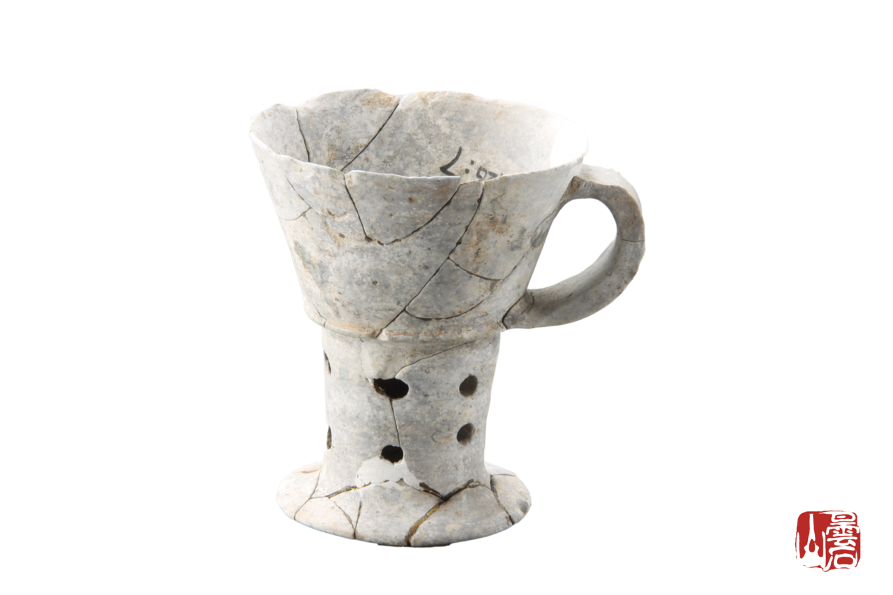新石器時代泥質灰陶高圈足陶杯