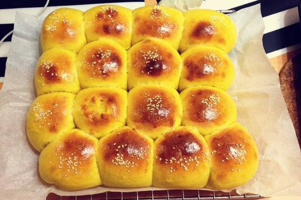 南瓜小餐包 南瓜小餐包