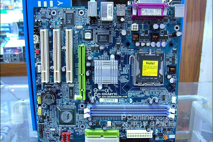 技嘉GA-7VM400MF 技嘉GA-7VM400MF