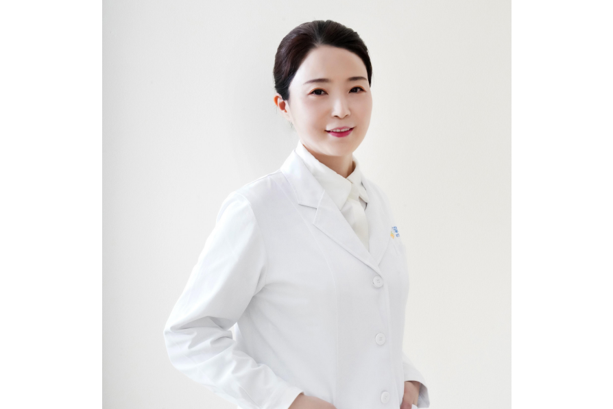 孫燕(蘭州普瑞眼視光醫院醫生) 孫燕(蘭州普瑞眼視光醫院醫生)
