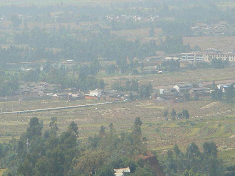 張洪廠村 張洪廠村