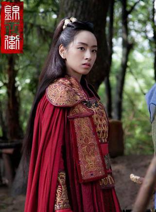 任英健 任英健