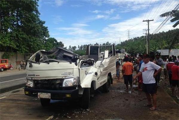 6·3菲律賓車輛相撞事故