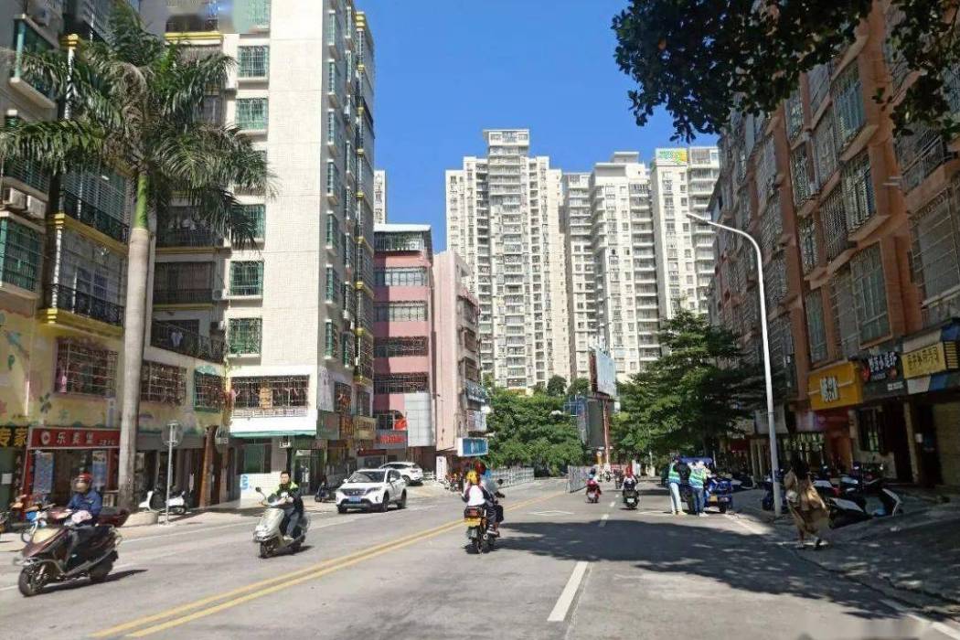 華荔路 華荔路