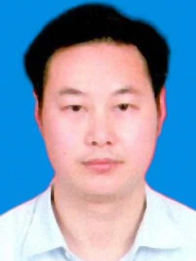 張明海(宜昌市畜牧獸醫中心黨組成員) 張明海(宜昌市畜牧獸醫中心黨組成員)