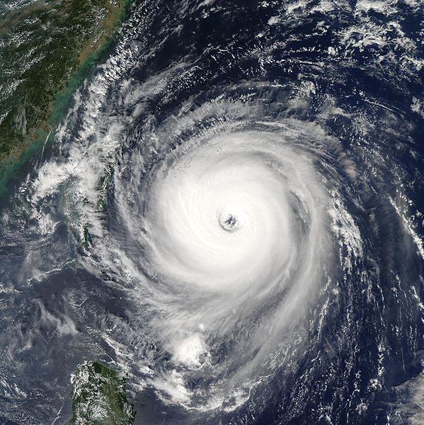 超強颱風龍王 衛星雲圖