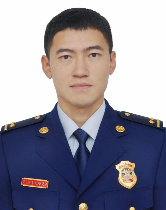 劉振(海口市消防救援支隊秀英大隊長秀路消防站長) 劉振(海口市消防救援支隊秀英大隊長秀路消防站長)