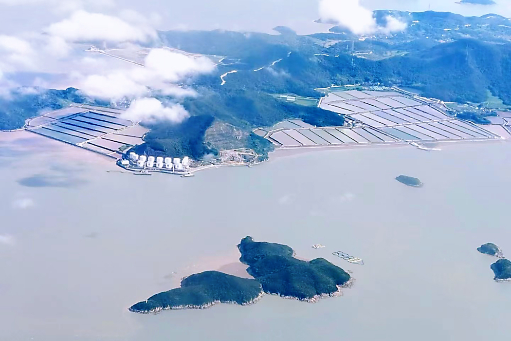 東閃島 東閃島
