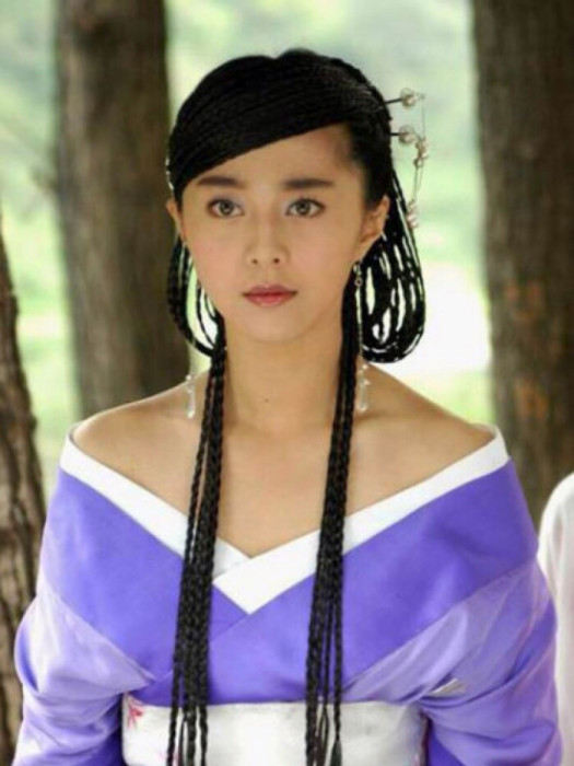 鐵心蘭(電視劇《小魚兒與花無缺》中的角色) 鐵心蘭(電視劇《小魚兒與花無缺》中的角色)