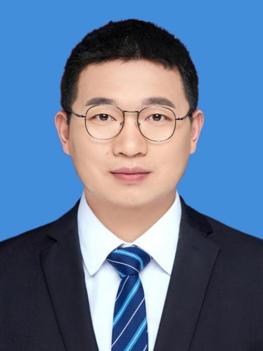 馬小龍(湖北省宜昌市猇亭區商務局副局長) 馬小龍(湖北省宜昌市猇亭區商務局副局長)