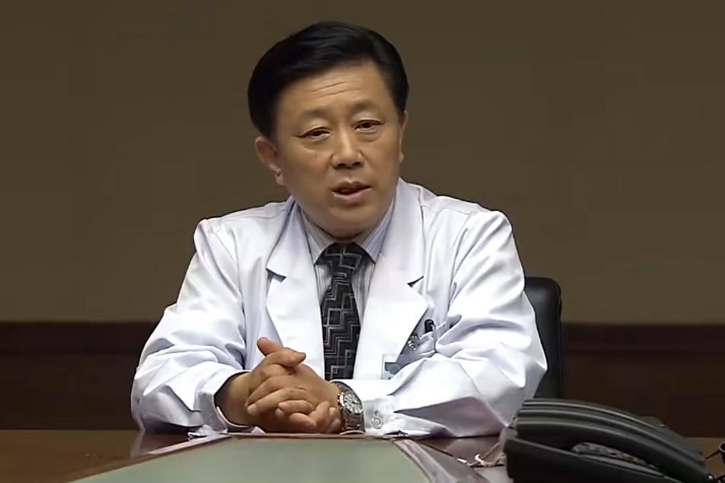 董元章 董元章