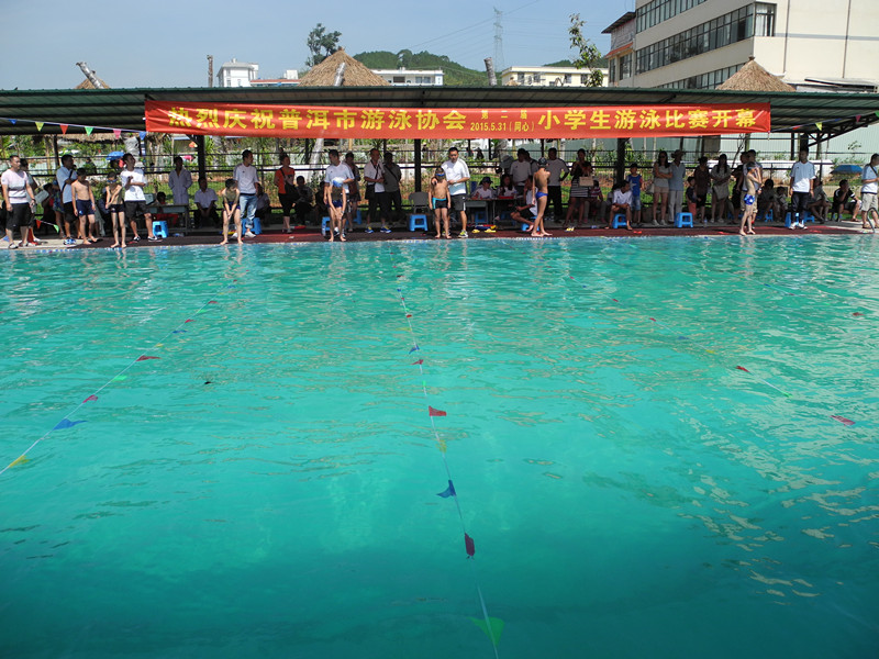 2015年5月同心鎮溫泉游泳池一角