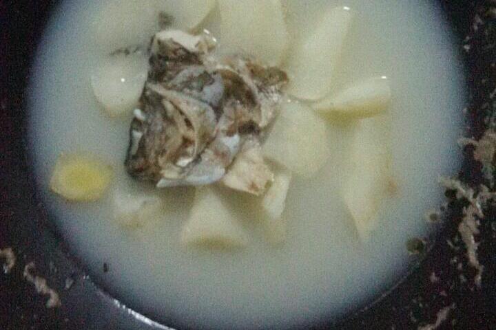 沙葛魚頭湯 沙葛魚頭湯