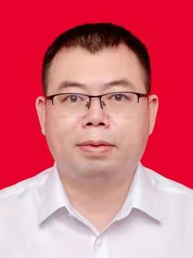 楊朝暉(湖北省襄陽市棗陽市委常委、市紀委書記、市監察委員會主任、二級調研員) 楊朝暉(湖北省襄陽市棗陽市委常委、市紀委書記、市監察委員會主任、二級調研員)