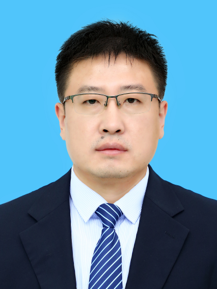 蔡峰(山東省棗莊市嶧城區自然資源局黨組成員、林業發展服務中心主任) 蔡峰(山東省棗莊市嶧城區自然資源局黨組成員、林業發展服務中心主任)