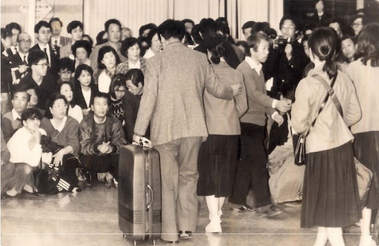 事故中沒有受傷的日本師生於3月25日返回日本