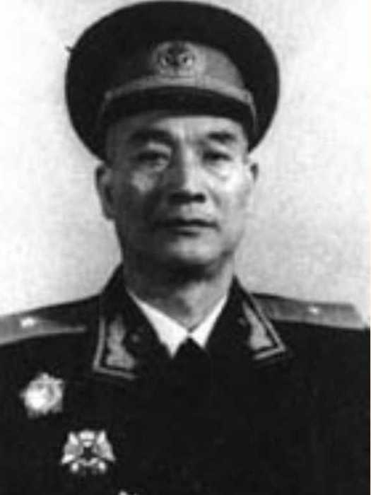 李治(中華人民共和國開國少將、軍事學院院務部原副部長) 李治(中華人民共和國開國少將、軍事學院院務部原副部長)