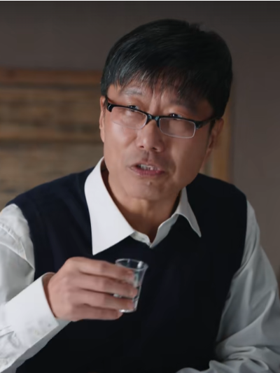 徐德林(電視劇《薔薇風暴》中的角色,由朱輝飾演) 徐德林(電視劇《薔薇風暴》中的角色,由朱輝飾演)
