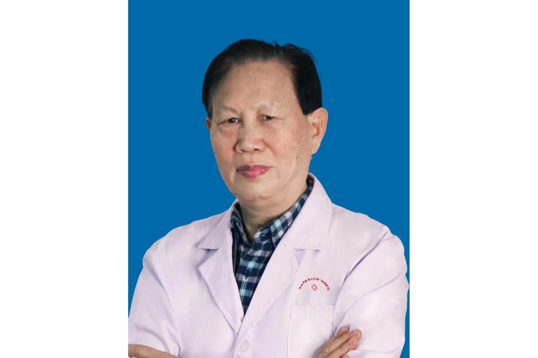 何英(河南中醫藥大學第一附屬醫院皮膚科主任醫師) 何英(河南中醫藥大學第一附屬醫院皮膚科主任醫師)