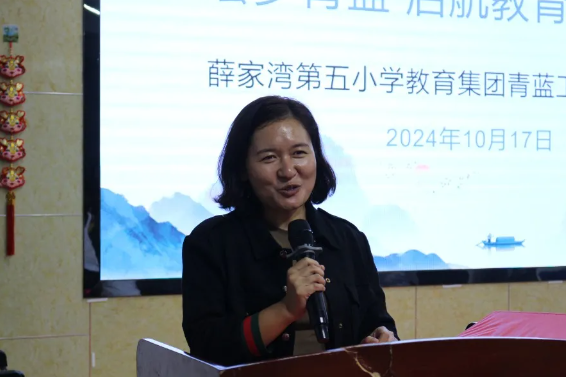 安曉燕(準格爾旗薛家灣第二國小教師) 安曉燕(準格爾旗薛家灣第二國小教師)