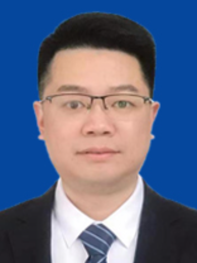 曾驥(四川省德陽市羅江區政府黨組成員、副區長) 曾驥(四川省德陽市羅江區政府黨組成員、副區長)