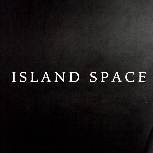 ISLAND SPACE