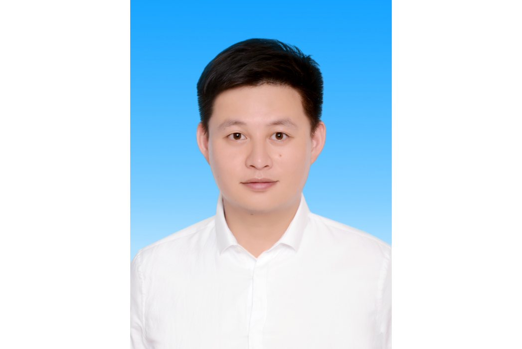 程棟(浙江省衢州市常山縣發改局服務業發展中心副主任) 程棟(浙江省衢州市常山縣發改局服務業發展中心副主任)