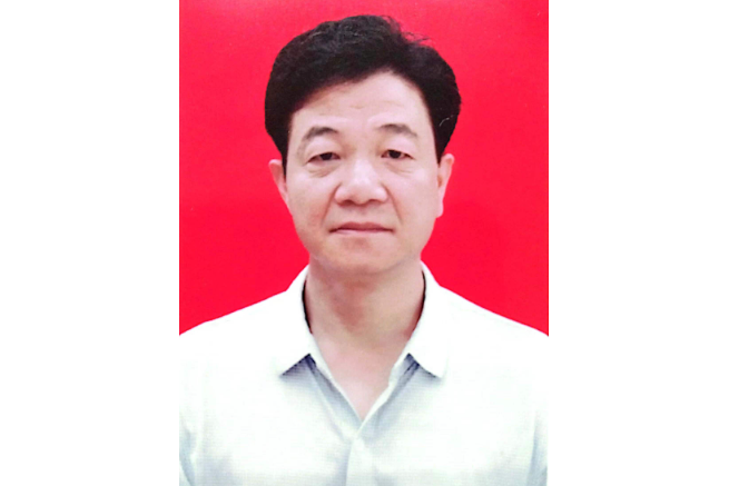 丁雷(棗莊市自然資源和規劃局黨組成員,棗莊市自然資源和規劃綜合執法支隊支隊長) 丁雷(棗莊市自然資源和規劃局黨組成員,棗莊市自然資源和規劃綜合執法支隊支隊長)