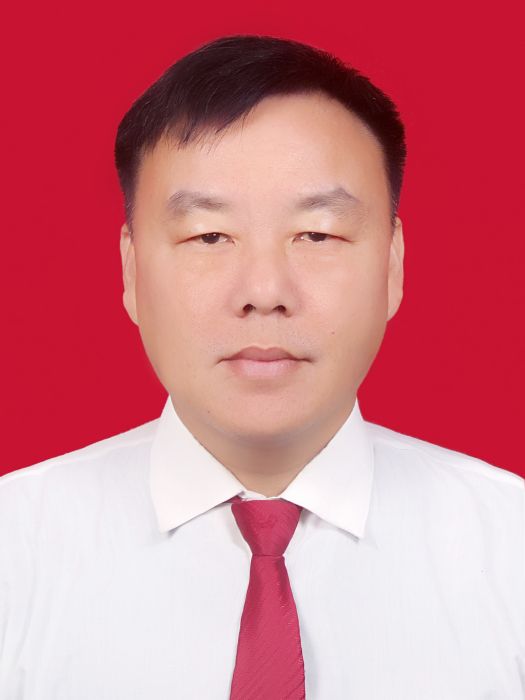 馮光輝(東興市氣象局黨組成員、副局長) 馮光輝(東興市氣象局黨組成員、副局長)
