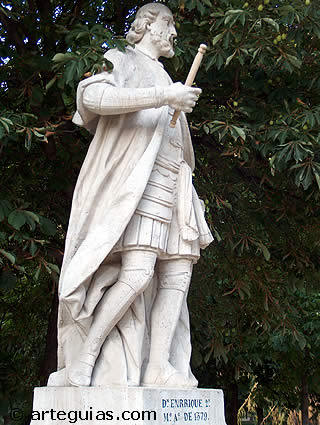 恩里克二世塑像