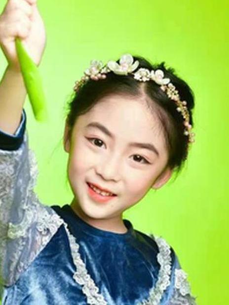劉馨語(中國內地女演員) 劉馨語(中國內地女演員)