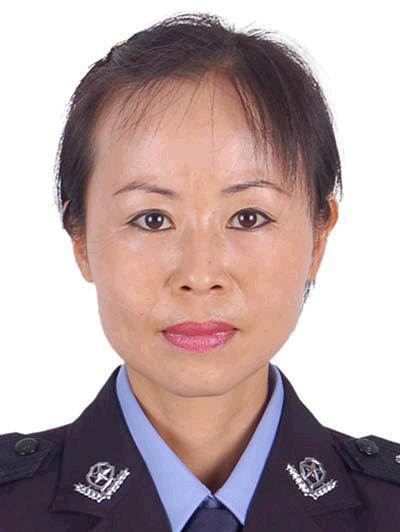胡梅(四川省眉山市公安局原黨委委員、國內安全保衛支隊原支隊長) 胡梅(四川省眉山市公安局原黨委委員、國內安全保衛支隊原支隊長)