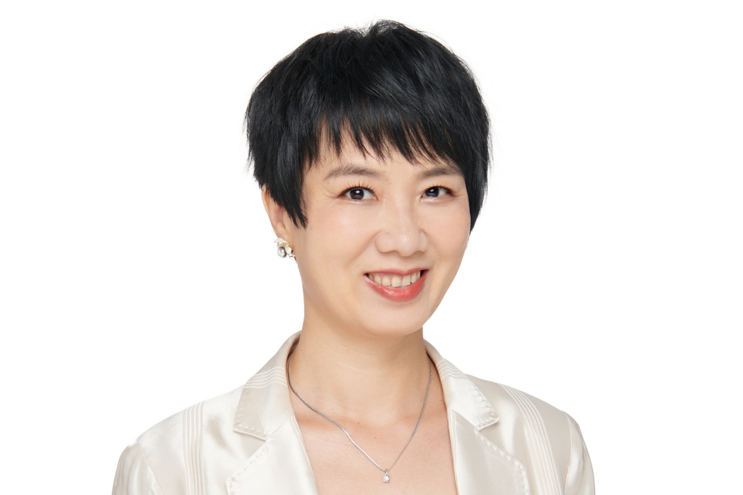 陳娟(畫家、中國美術家協會會員) 陳娟(畫家、中國美術家協會會員)