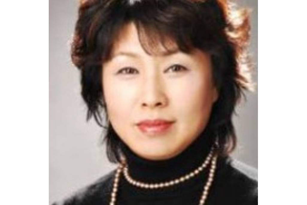 朴春姬(延邊大學藝術學院教授) 朴春姬(延邊大學藝術學院教授)