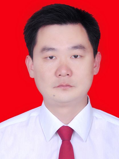 熊波(江西省吉安市泰和縣高新區管委會黨工委副書記) 熊波(江西省吉安市泰和縣高新區管委會黨工委副書記)