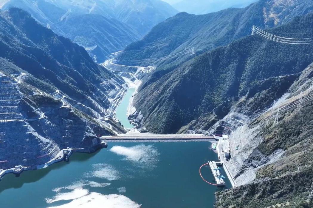兩河口水庫(四川省雅江縣境內特大型水庫)