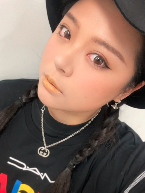 火娃(李佳琦直播間助播) 火娃(李佳琦直播間助播)