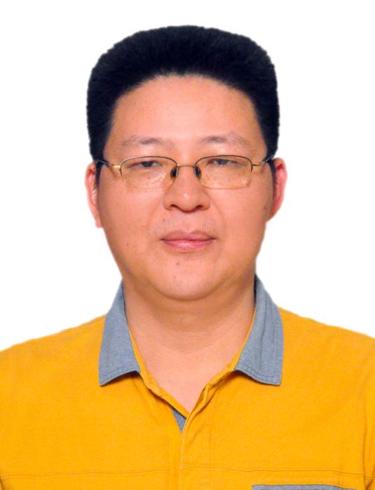 余小強(湖南大學外國語學院副院長、博士生導師) 余小強(湖南大學外國語學院副院長、博士生導師)