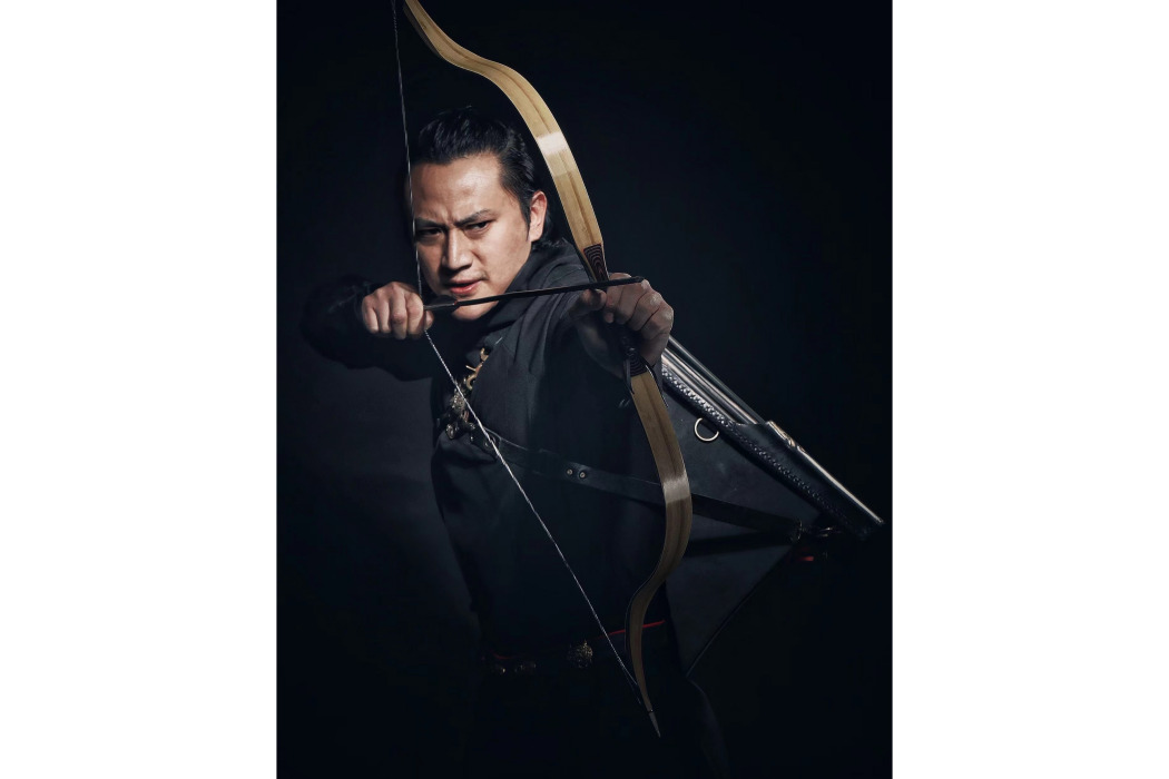 李雲義(非物質文化遺產“雲義騎射”第三代代表性傳承人、深圳尚武國際馬術騎射學院院長) 李雲義(非物質文化遺產“雲義騎射”第三代代表性傳承人、深圳尚武國際馬術騎射學院院長)