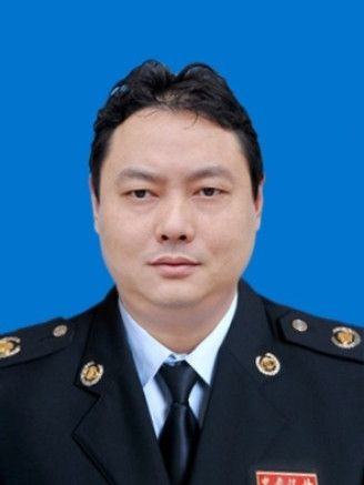 周漢軍(上饒市信州區稅務局黨委委員、副局長、二級主辦) 周漢軍(上饒市信州區稅務局黨委委員、副局長、二級主辦)