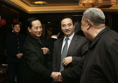 中國政法校領導會見抵京參加全國兩會的校友