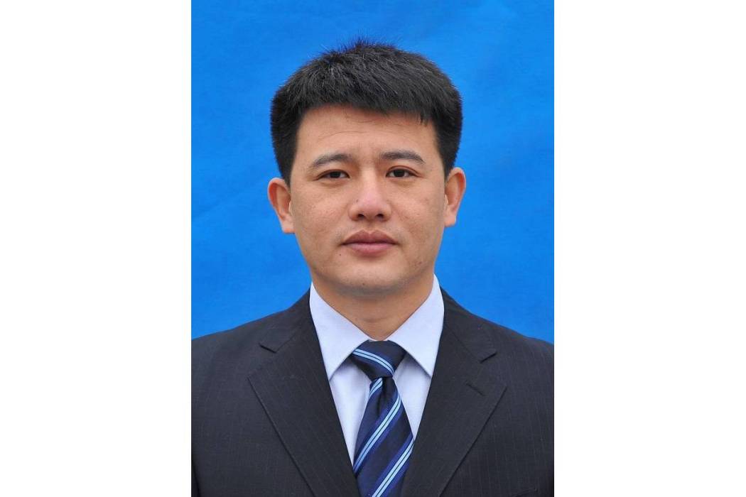 曹偉(山東省濱州市濱城區城鄉水務局黨組成員、四級主任科員) 曹偉(山東省濱州市濱城區城鄉水務局黨組成員、四級主任科員)