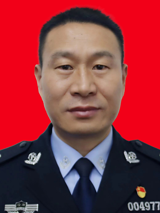 朱龍(雲南省楚雄彝族自治州牟定縣公安局黨委委員、副局長) 朱龍(雲南省楚雄彝族自治州牟定縣公安局黨委委員、副局長)