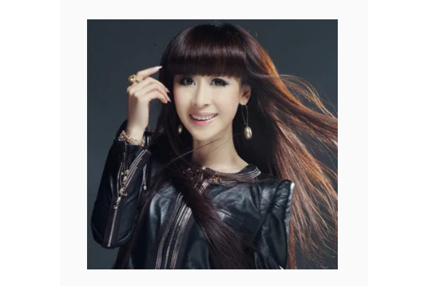 愛在身邊(袁哲《音·袁》專輯中的歌曲) 愛在身邊(袁哲《音·袁》專輯中的歌曲)