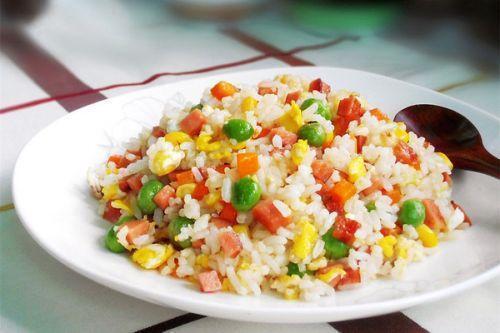 三丁炒飯 三丁炒飯