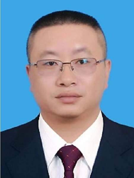 李永昌(雲南省楚雄彝族自治州姚安縣大尖山州級自然保護區管護局局長) 李永昌(雲南省楚雄彝族自治州姚安縣大尖山州級自然保護區管護局局長)